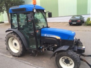 New Holland TN 75FA